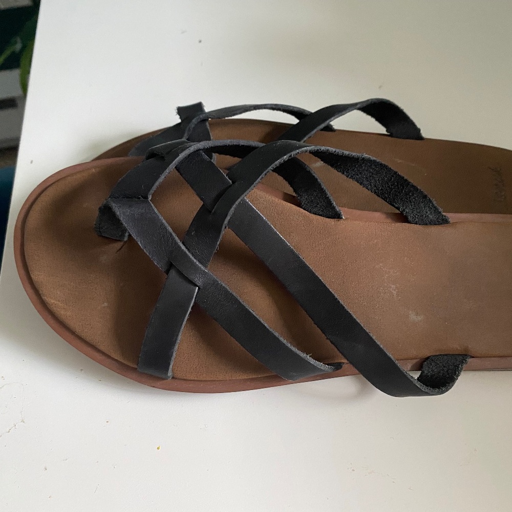 Samuel sandals